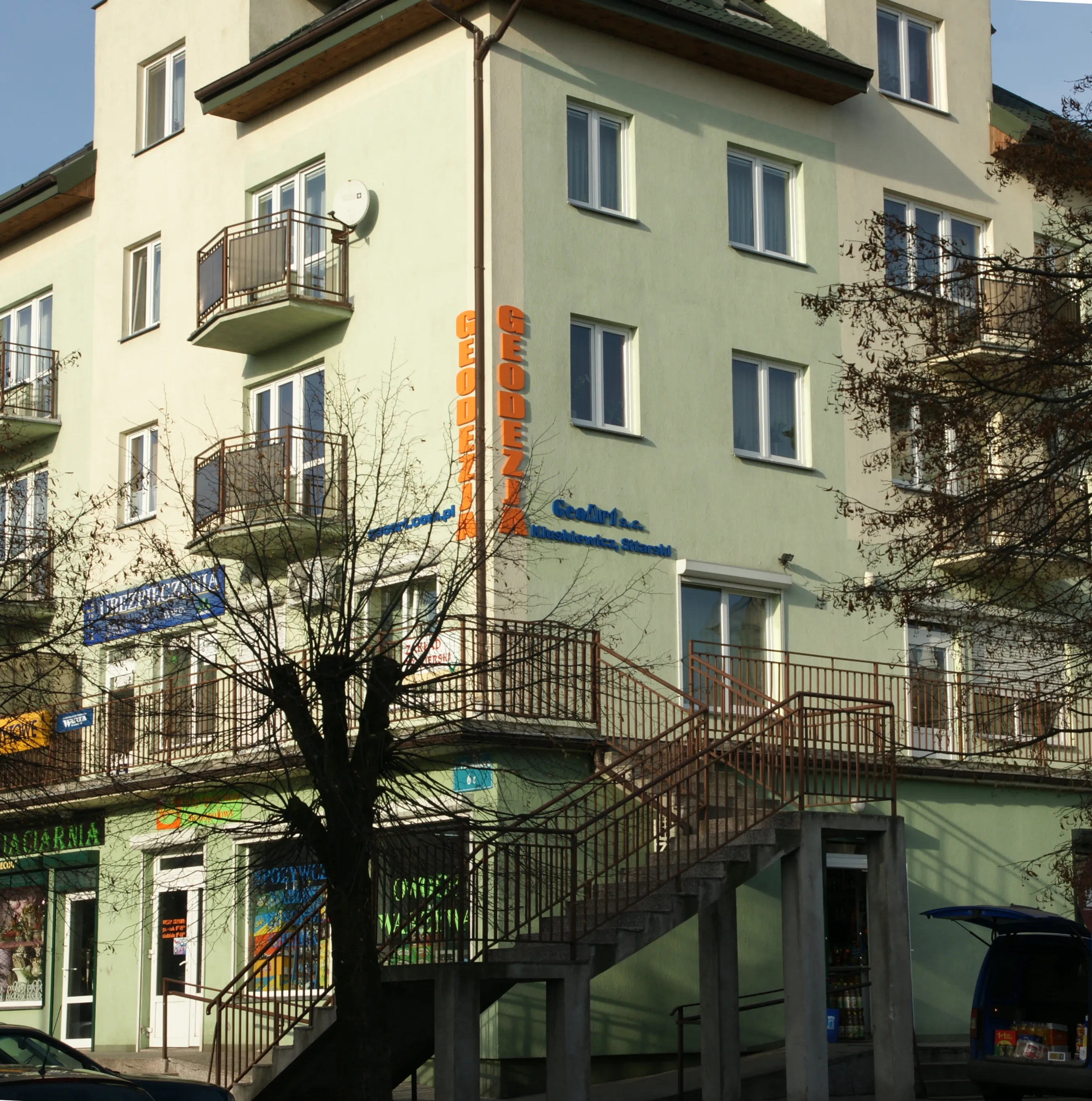Biuro GEOART przy Placu Piłsudskiego 6C w Żurominie